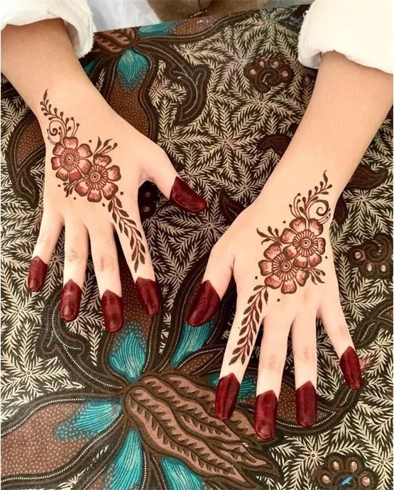 Rich Ruffle Back Hand Mehndi Design Theme Rich Ruffle Back Hand Mehndi Design Theme